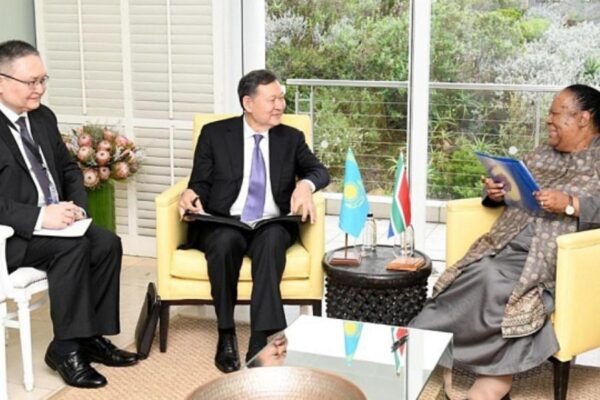 Kairat Umarov: Kazajistán está interesado en unirse a los BRICS. Kairat Umarov: Kazajistán está interesado en unirse a los BRICS.