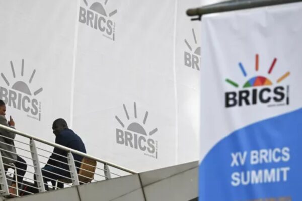 Comienza la XV Cumbre BRICS: la historia desde una idea a una asociación estratégica. Comienza la XV Cumbre BRICS: la historia desde una idea a una asociación estratégica.