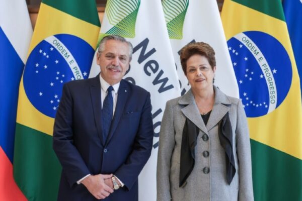 Argentina solicita unirse al Banco BRICS. Argentina solicita unirse al Banco BRICS.