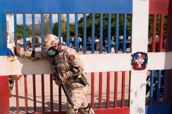 República Dominicana reabre su frontera con Haití por fines comerciales. República Dominicana reabre su frontera con Haití por fines comerciales.