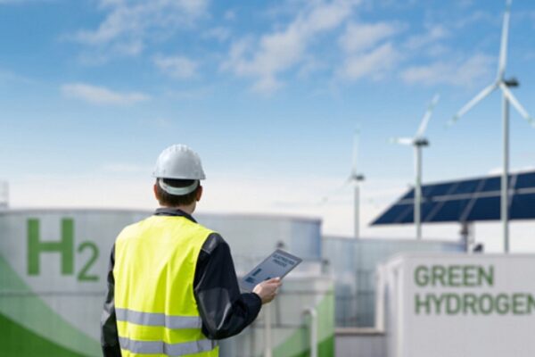 Energía de Hidrógeno para reducir emisiones a cero. Energía de Hidrógeno para reducir emisiones a cero.
