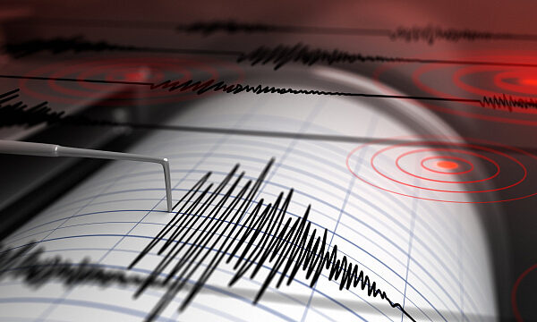 Un terremoto de magnitud 6,2 sacude China. Un terremoto de magnitud 6,2 sacude China.