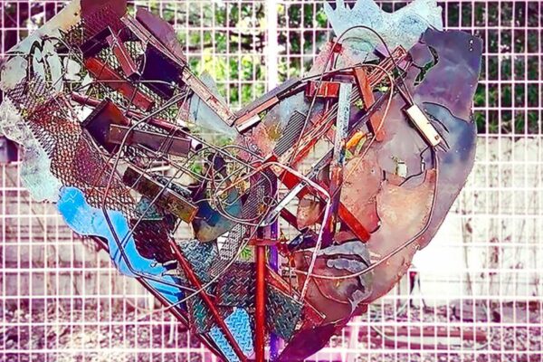 “Corazón iluminado” en el relanzamiento del CCK de Argentina. “Corazón iluminado” en el relanzamiento del CCK de Argentina.