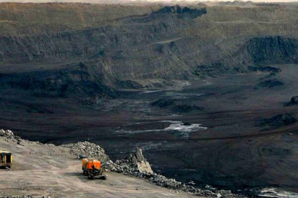 China planea invertir 3.500 millones de dólares en la industria minera de Brasil. China planea invertir 3.500 millones de dólares en la industria minera de Brasil.