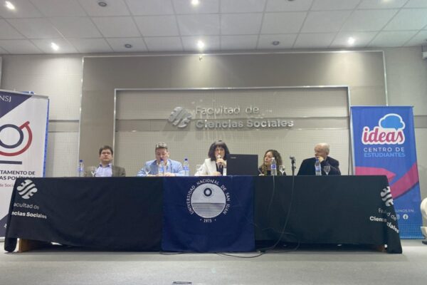 Argentina: Exitosa charla con expertos rusos y argentinos se realizó en la Uiversidad Nacional de San Juan. Argentina: Exitosa charla con expertos rusos y argentinos se realizó en la Uiversidad Nacional de San Juan.