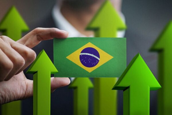 Lula da Silva anunció el objetivo de convertir a Brasil en la sexta economía del mundo Lula da Silva anunció el objetivo de convertir a Brasil en la sexta economía del mundo