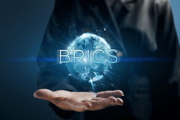 Ministerio de Asuntos Exteriores de Tailandia: unirse a los BRICS permitirá al país fortalecer la cooperación Sur-Sur Ministerio de Asuntos Exteriores de Tailandia: unirse a los BRICS permitirá al país fortalecer la cooperación Sur-Sur