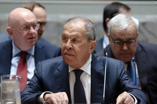 Lavrov destacó el creciente papel de los BRICS y la OCS en la construcción de un orden mundial justo Lavrov destacó el creciente papel de los BRICS y la OCS en la construcción de un orden mundial justo