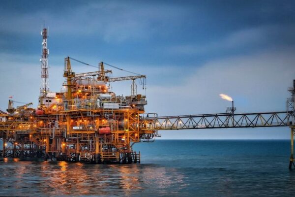 El Gobierno de México dice que hay suficiente petróleo para 40 años más. El Gobierno de México dice que hay suficiente petróleo para 40 años más.