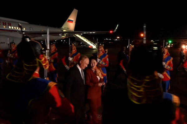 Putin llega a Mongolia en visita oficial Putin llega a Mongolia en visita oficial