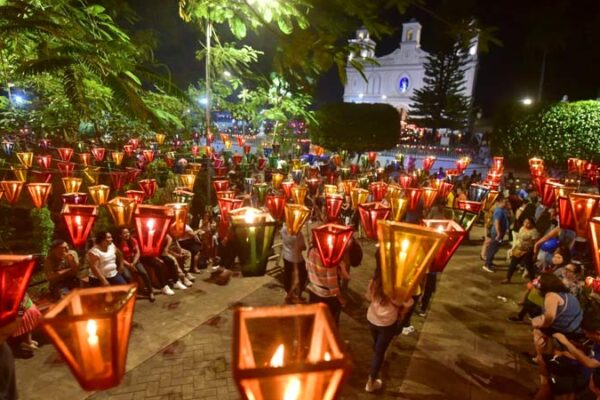 El Salvador | Ahuachapán Centro será por un día capital de El Salvador por el “Día de los farolitos” El Salvador | Ahuachapán Centro será por un día capital de El Salvador por el “Día de los farolitos”